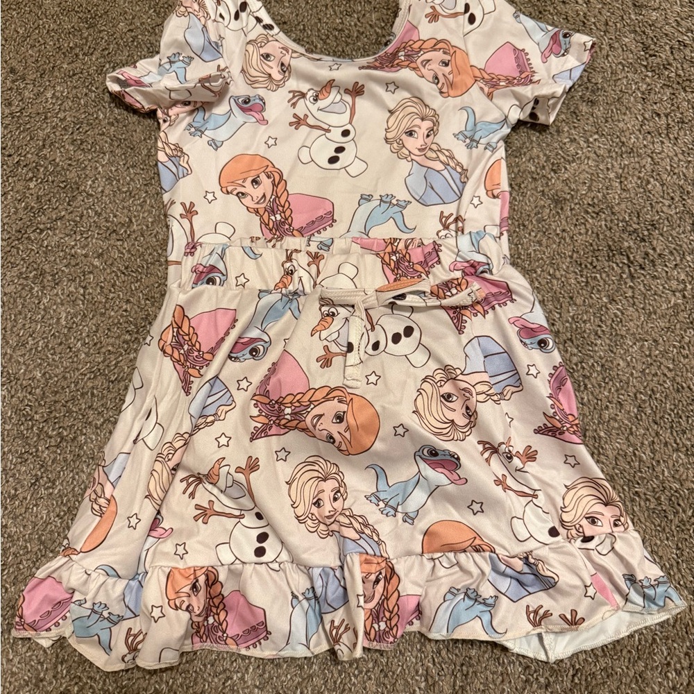 Frozen athletic set - 4T